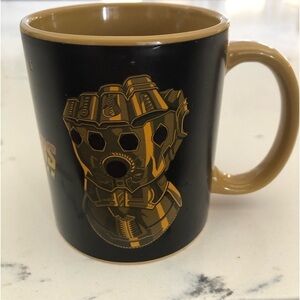 Marvel Comics Avengers - Infinity Wars Gauntlet Heat Change Ceramic Mug